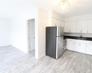 6383 Gateway Avenue - Photo Thumbnail 3