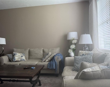 3506 54th Drive W - Photo Thumbnail 8