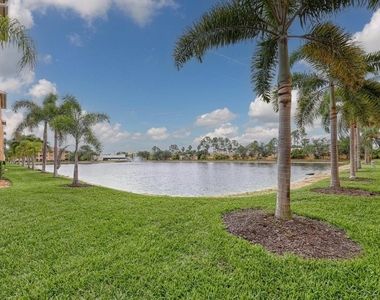 150 L Pavia Boulevard - Photo Thumbnail 21
