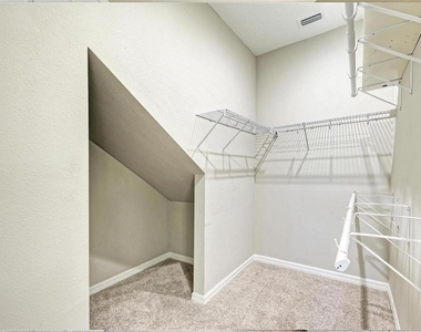 5564 Summit Glen - Photo Thumbnail 13
