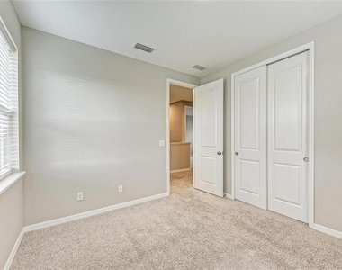 5564 Summit Glen - Photo Thumbnail 20