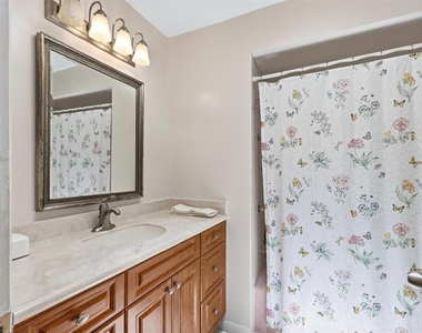 3262 Brockton Lane - Photo Thumbnail 22