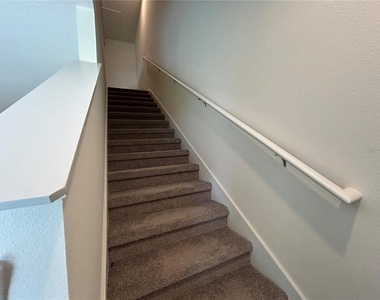 17550 Crescent Moon Loop - Photo Thumbnail 11