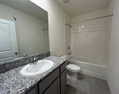 17550 Crescent Moon Loop - Photo Thumbnail 21