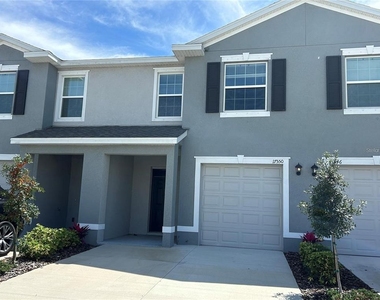 17550 Crescent Moon Loop - Photo Thumbnail 1