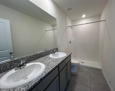 17550 Crescent Moon Loop - Photo Thumbnail 16