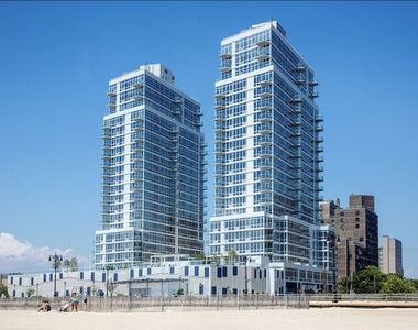 1 Ocean Drive - Photo Thumbnail 18