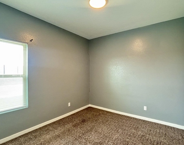 14928 John Mcneely Avenue - Photo Thumbnail 20