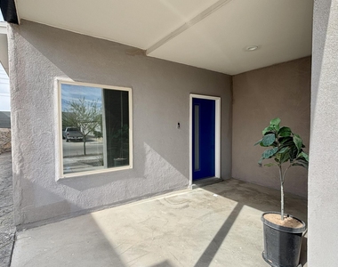 14928 John Mcneely Avenue - Photo Thumbnail 4