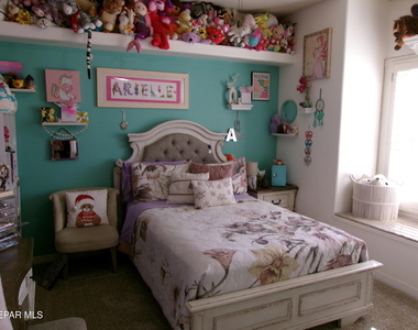 5833 Angel Street - Photo Thumbnail 22