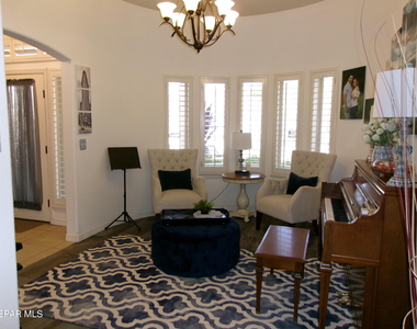 5833 Angel Street - Photo Thumbnail 2