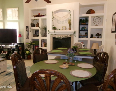 5833 Angel Street - Photo Thumbnail 12