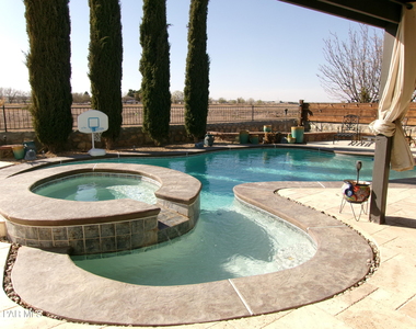 5833 Angel Street - Photo Thumbnail 30