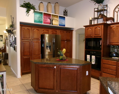 5833 Angel Street - Photo Thumbnail 7