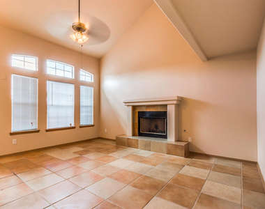 11976 Jim Webb Drive - Photo Thumbnail 5