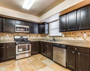 11976 Jim Webb Drive - Photo Thumbnail 9