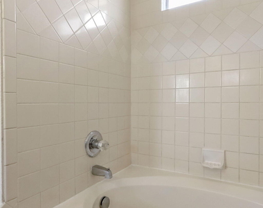 6763 Dakota Ridge Drive - Photo Thumbnail 25