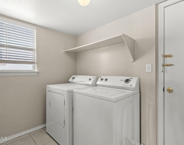 6763 Dakota Ridge Drive - Photo Thumbnail 16