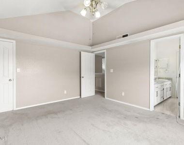 6763 Dakota Ridge Drive - Photo Thumbnail 22