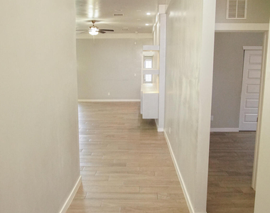14904 Tierra Escape Avenue - Photo Thumbnail 1