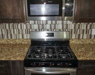 14904 Tierra Escape Avenue - Photo Thumbnail 6