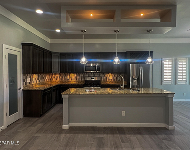 14904 Tierra Escape Avenue - Photo Thumbnail 7