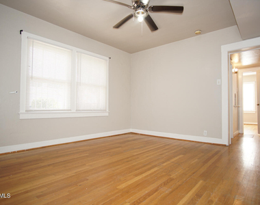 4424 Cambridge Avenue - Photo Thumbnail 10