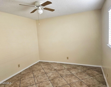 1601 N El Paso Street - Photo Thumbnail 5