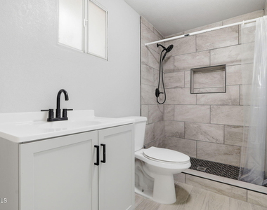 593 Myra Street - Photo Thumbnail 17