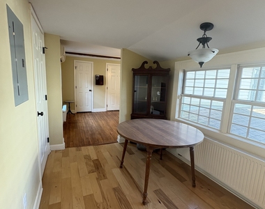 7 Coit Street - Photo Thumbnail 6