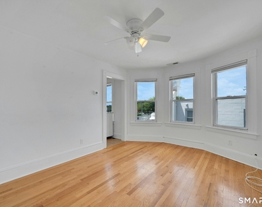 125 Tunxis Hill Road - Photo Thumbnail 4