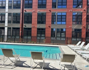 711 Summer Street - Photo Thumbnail 3