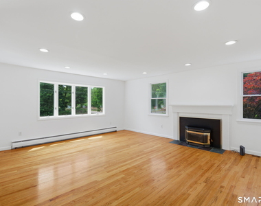 60 Hoffman Road - Photo Thumbnail 9