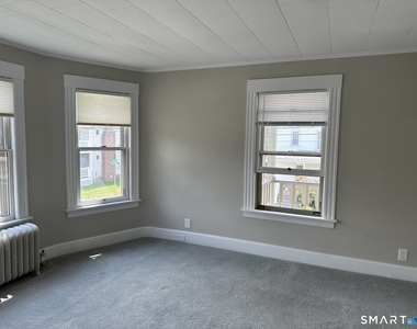 76 Lorenzo Street - Photo Thumbnail 4