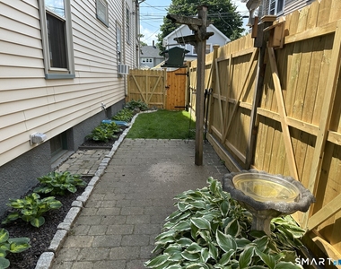 76 Lorenzo Street - Photo Thumbnail 25