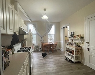 183 Lawrence Street - Photo Thumbnail 7