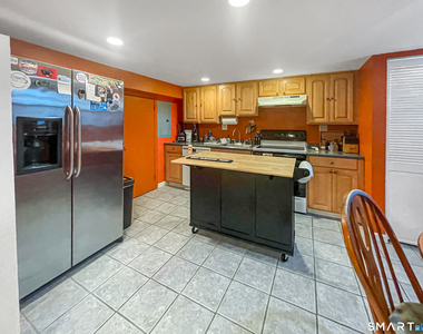 833 Summer Street - Photo Thumbnail 2