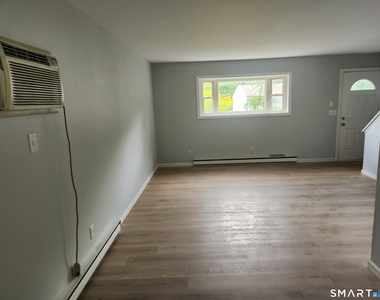 1 Knollwood Drive - Photo Thumbnail 3