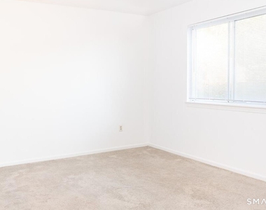 211 Windgate Circle - Photo Thumbnail 6