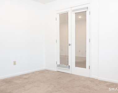 211 Windgate Circle - Photo Thumbnail 11