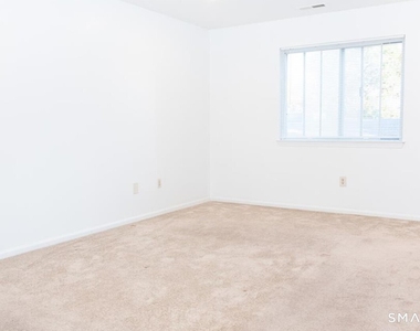 211 Windgate Circle - Photo Thumbnail 16