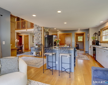 8 Deming Road - Photo Thumbnail 12