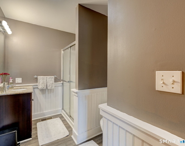 8 Deming Road - Photo Thumbnail 17