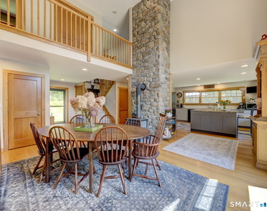 8 Deming Road - Photo Thumbnail 1