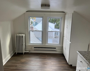 158 Beechwood Avenue - Photo Thumbnail 24