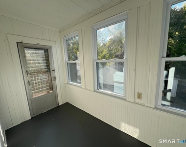 158 Beechwood Avenue - Photo Thumbnail 4