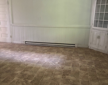 185 Monmouth Avenue - Photo Thumbnail 8