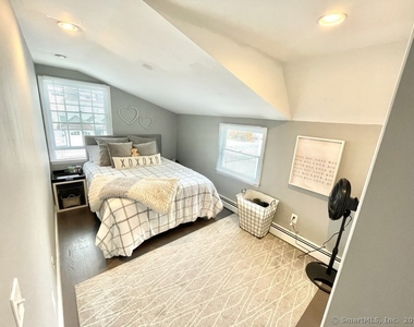 840 Broadway - Photo Thumbnail 9