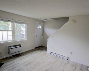 64 Crystal Lane - Photo Thumbnail 3