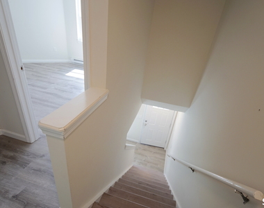 64 Crystal Lane - Photo Thumbnail 15